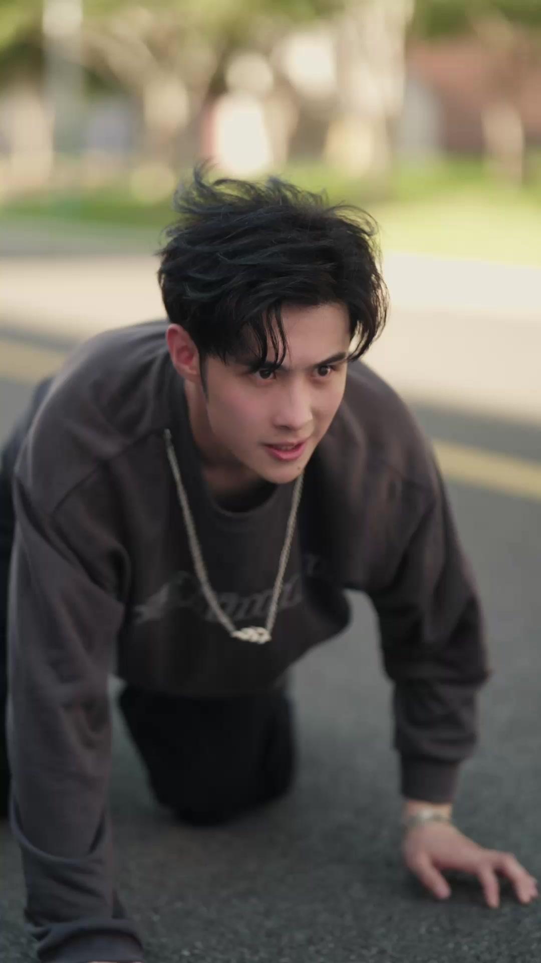 누나, 쟤 말고 나는 어때요