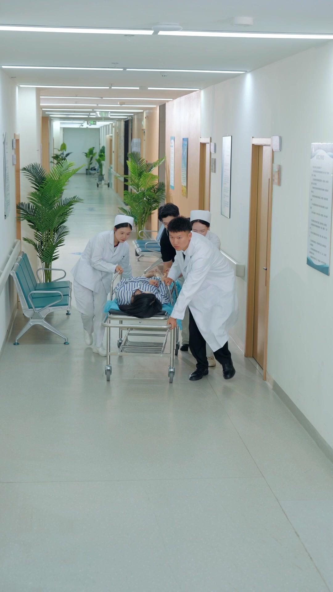 حب تحت الرماد