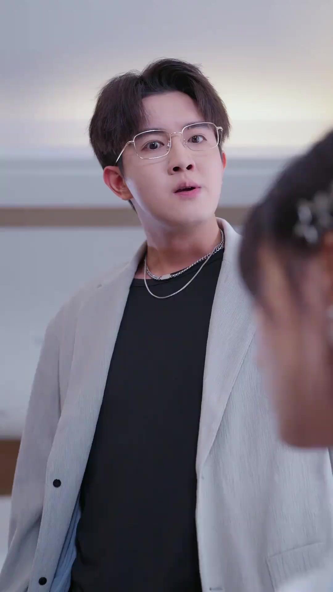 Phá Vỡ Phong Ấn