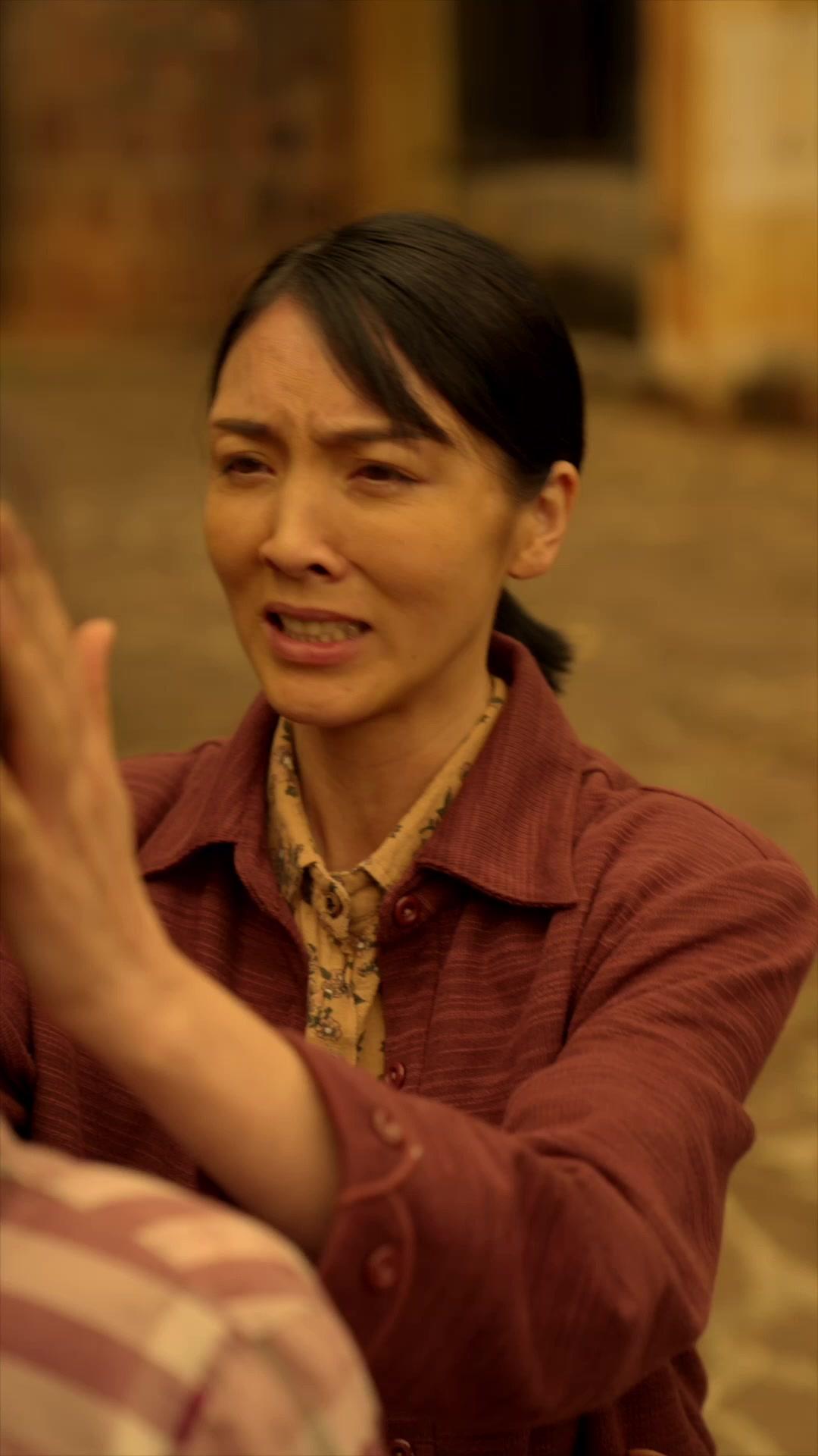 FLORAISON EN PLEIN ÉTÉ 