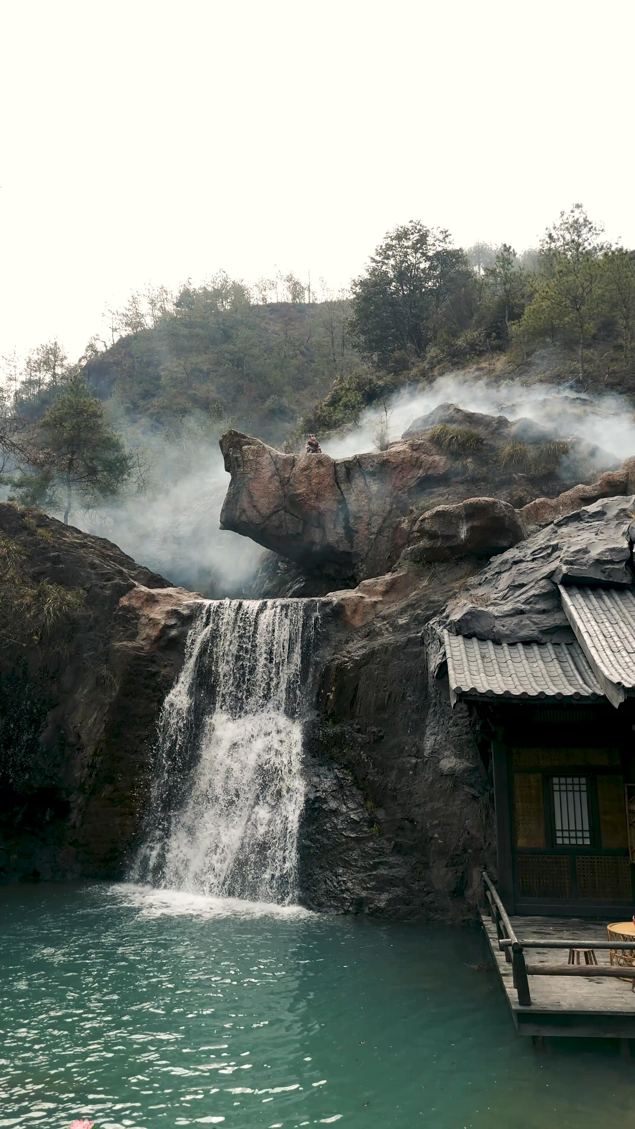 Dua Bocah Guncang Dunia