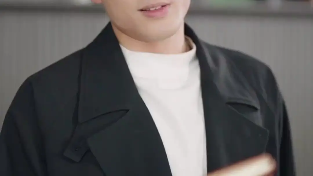 A Mother's Second Chance at Happiness: When Candies Speak Louder Than Words