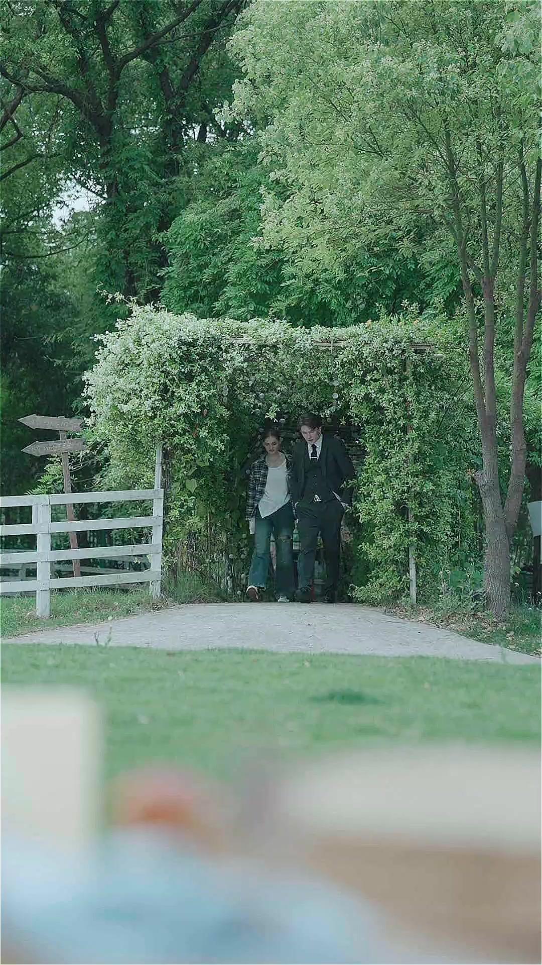 (Synchro) Die Reue begann, als ich ging