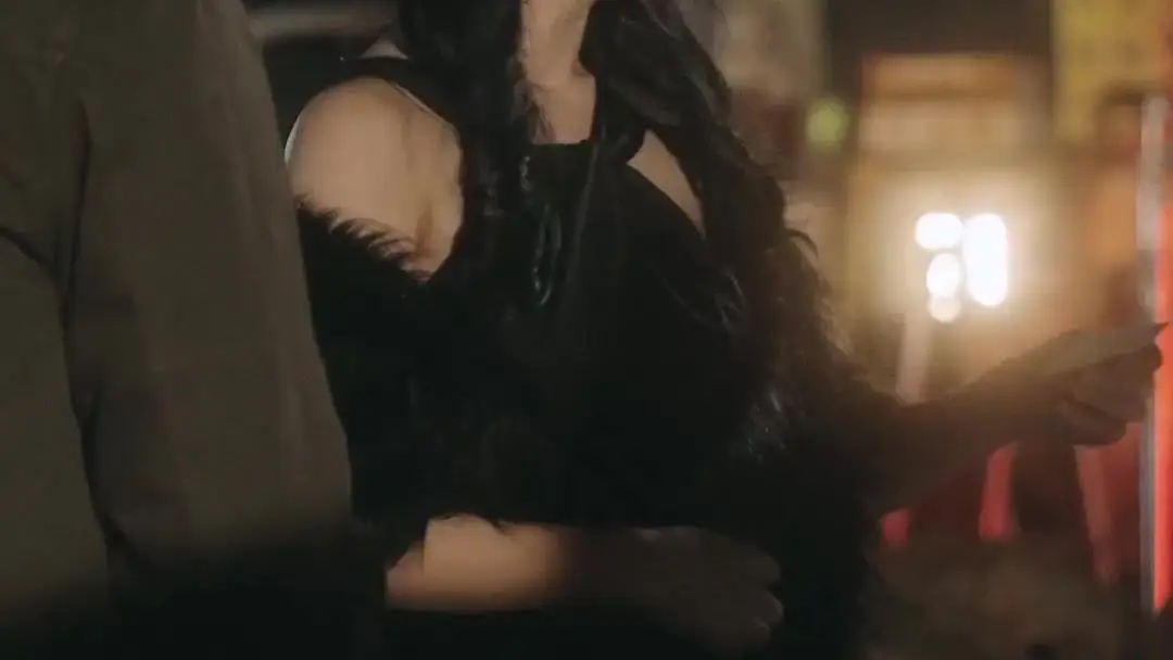 The Hidden Wolf: When Hotpot Steam Masks a Family’s Fractured Truth