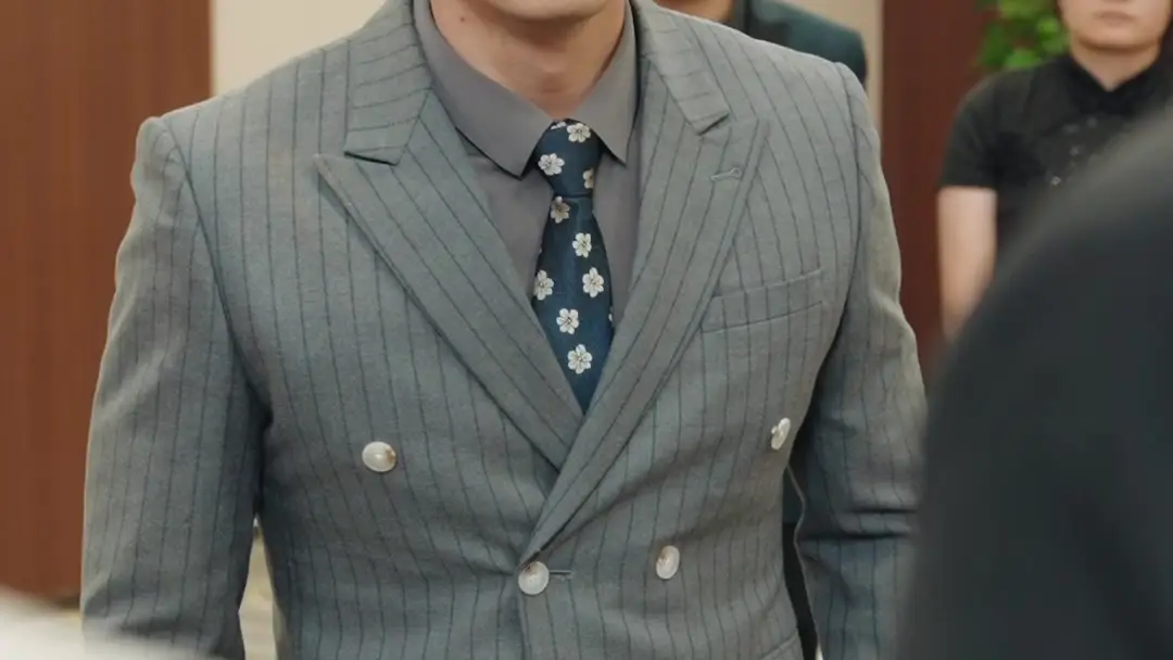 A Second Chance at Love: When the Past Walks In Wearing a Tuxedo