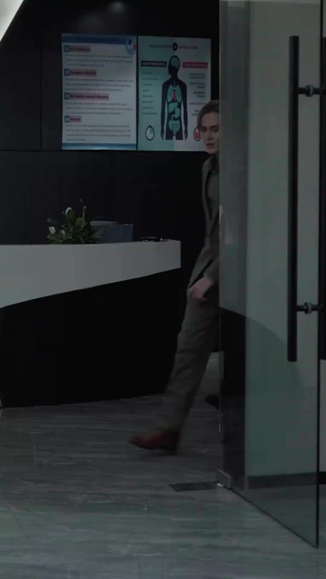 (Doppiaggio) Senza di Me, Solo Rimorsi