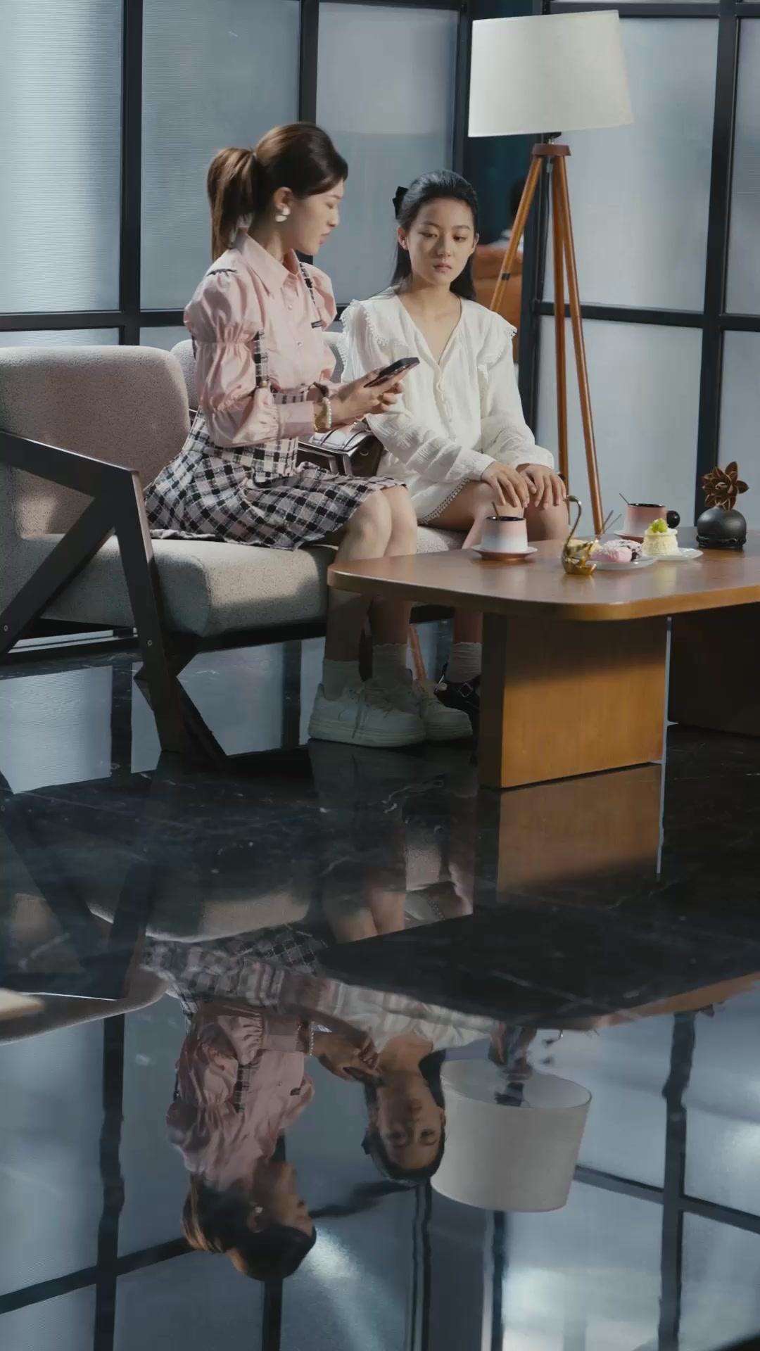 A Herdeira Voltou: Seu Pai é o Maior "Pai-Coruja"