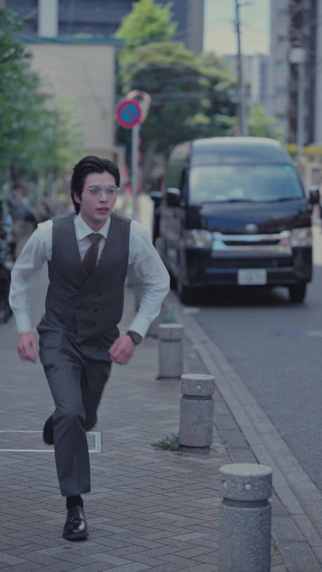 三十年の眠り、兄たちの深い後悔