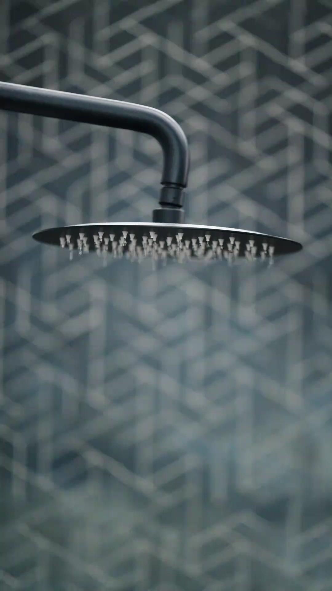 Il Triangolo del Destino: Incinta tra I Fratelli