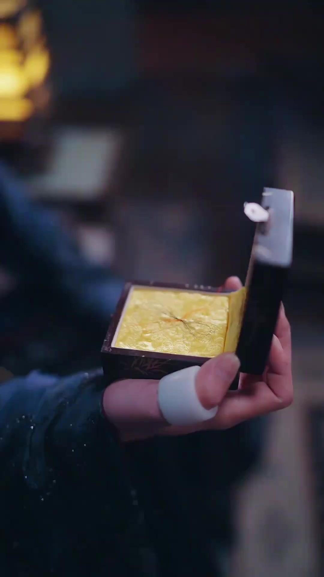 Malam Itu Bersama Sang Adipati