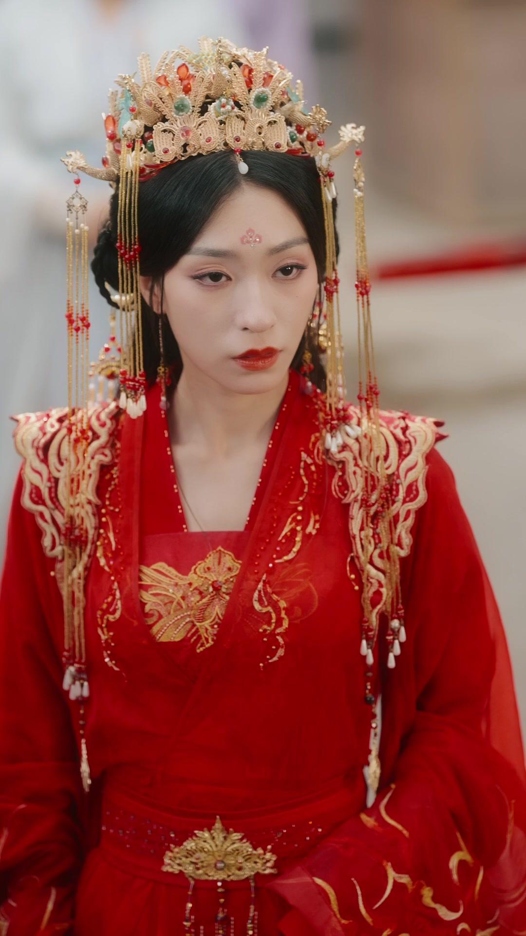 ¡Maté al emperador que levanté!