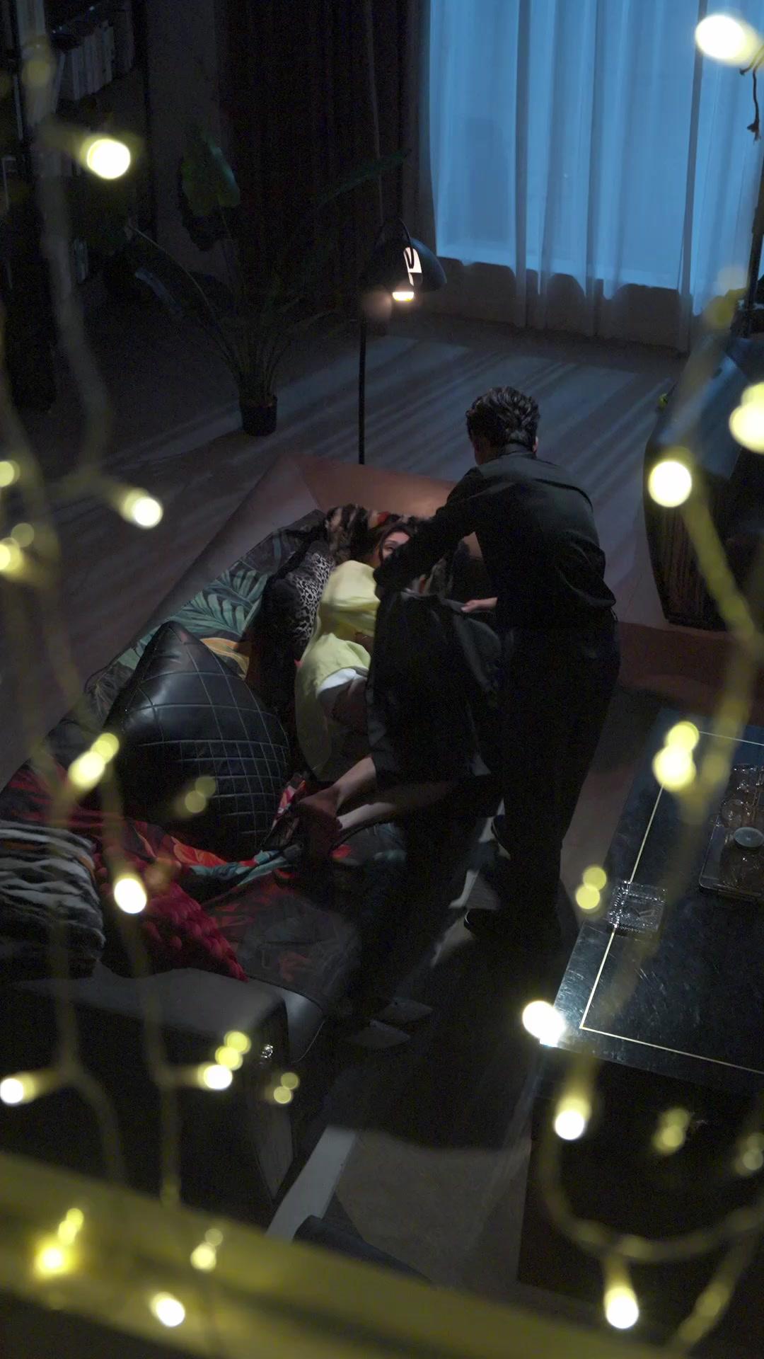 Gölgeler Senfonisinde Aşk