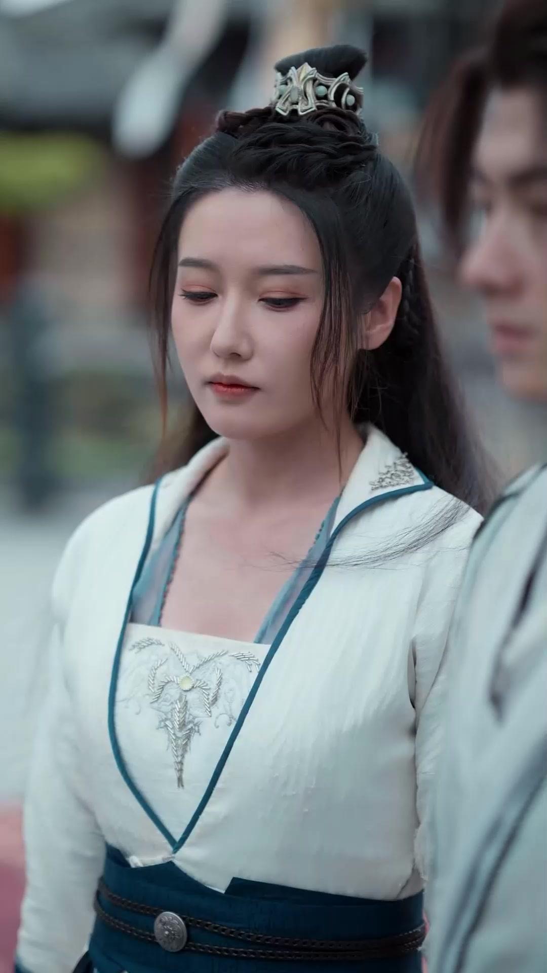 L'Ascesa dell'Inutile Marito