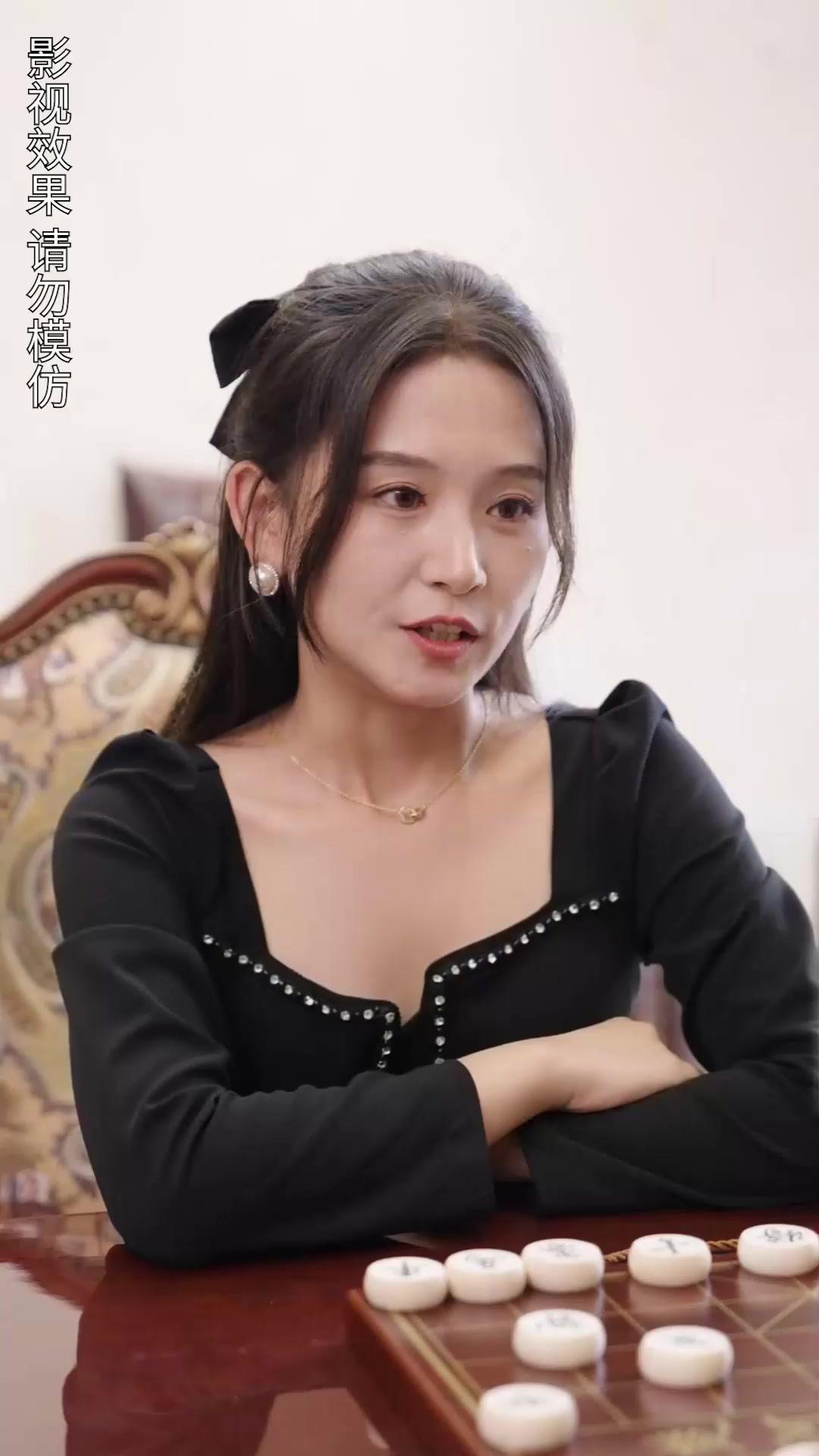 Setelah Putus, Aku Jadi Kekasih Pamannya