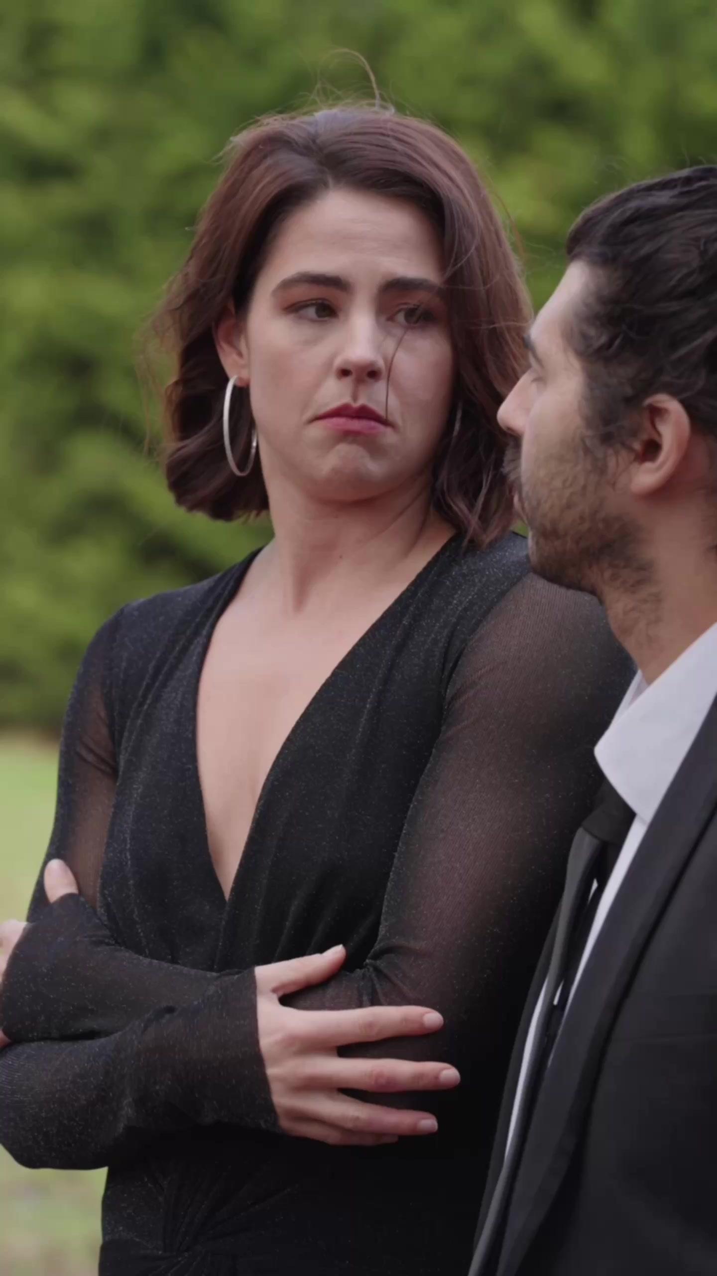 Ten Billion Housewife