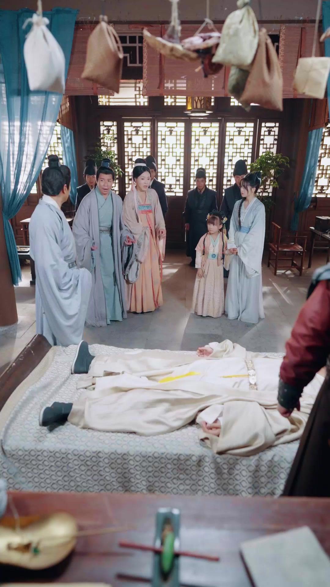 طبيبة خارقة تعود طفلة وتكسب دعم الإمبراطور