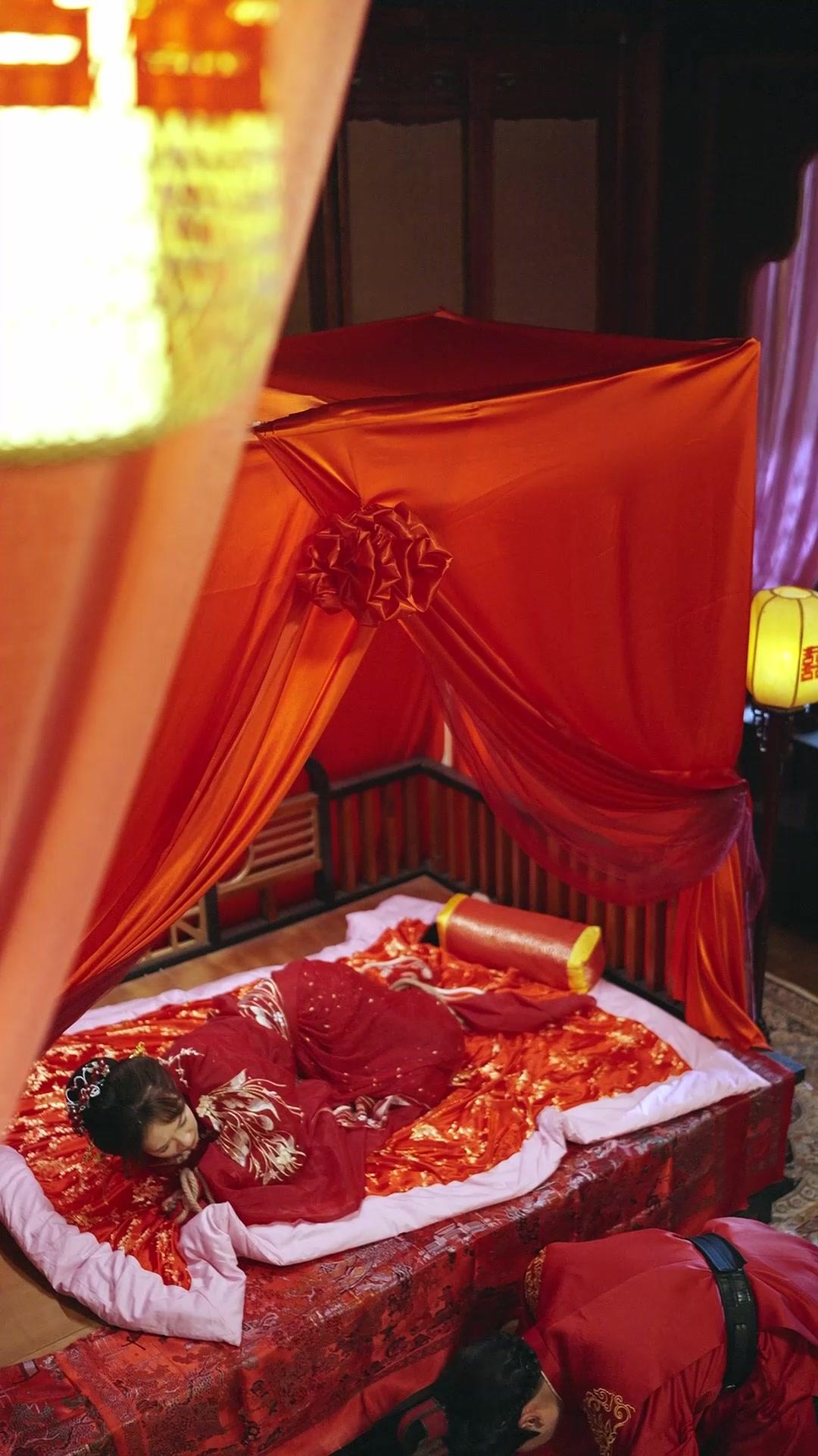 Percaturan Takdir Di Istana