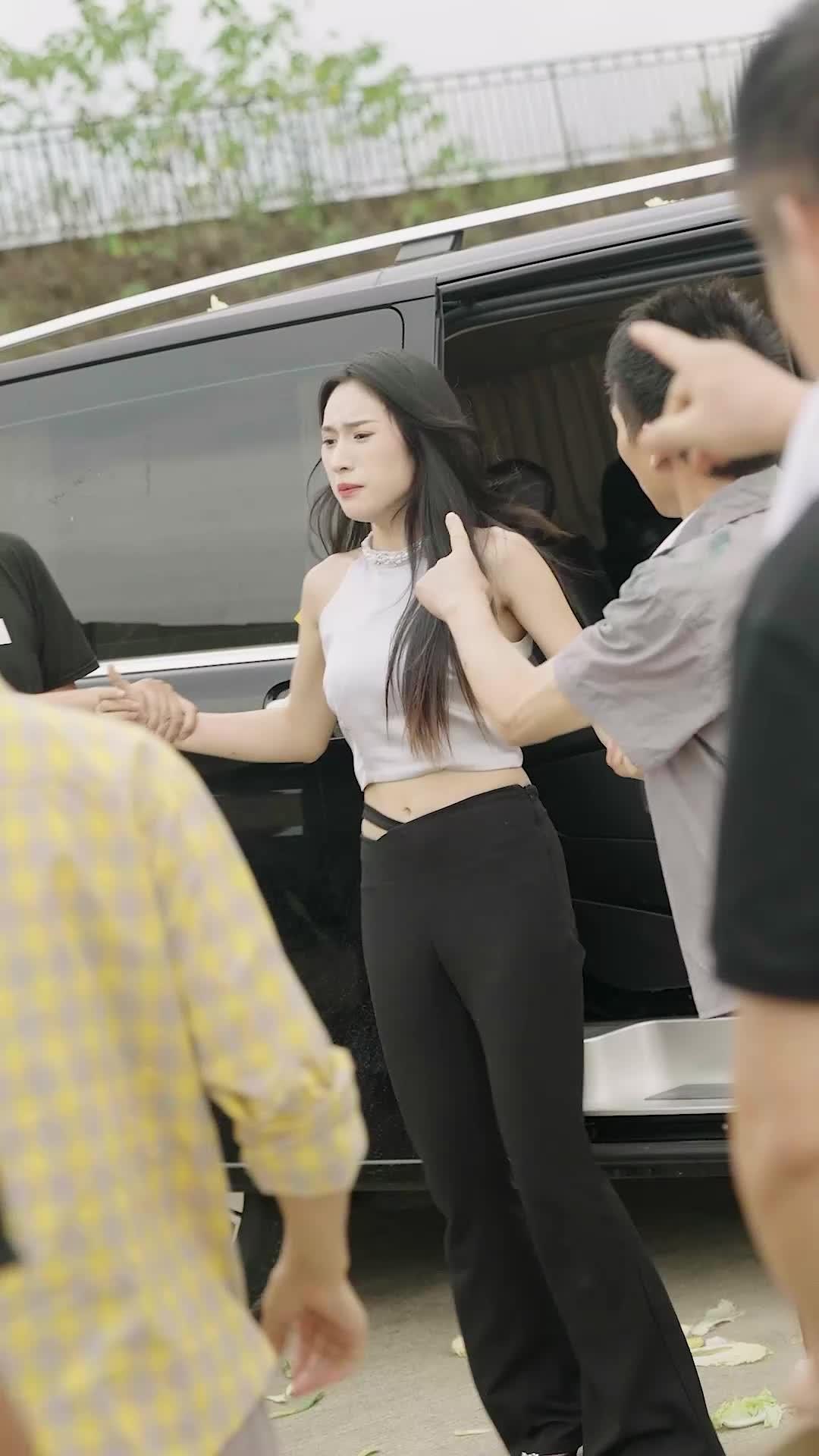 دموع في صمت