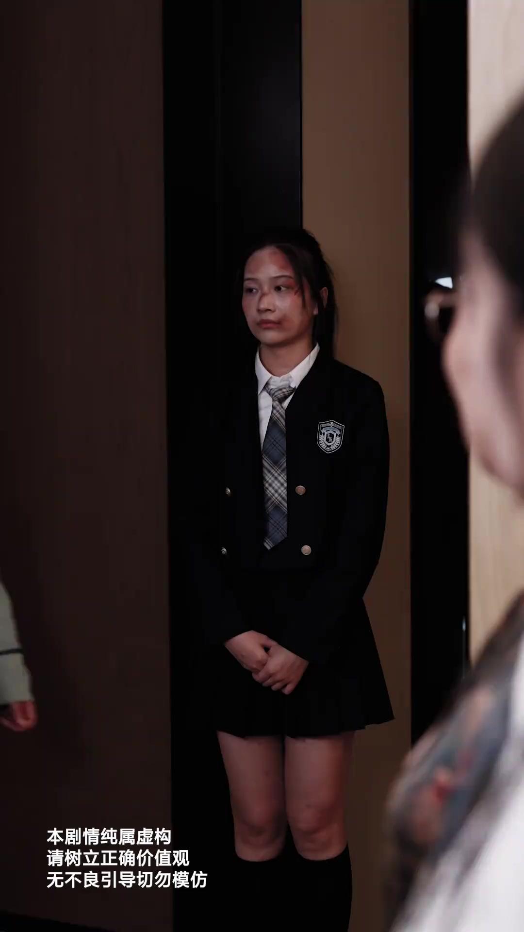 The CEO’s Rebirth: Protecting His True Heir