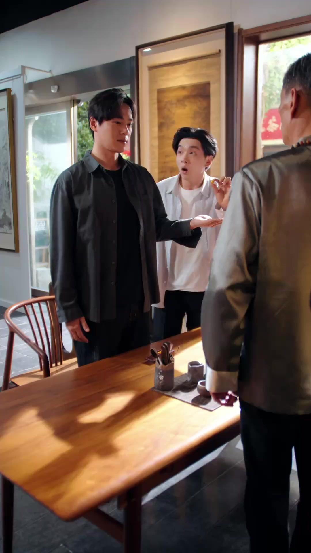 (مدبلج) لقاء في عالم الغبراء