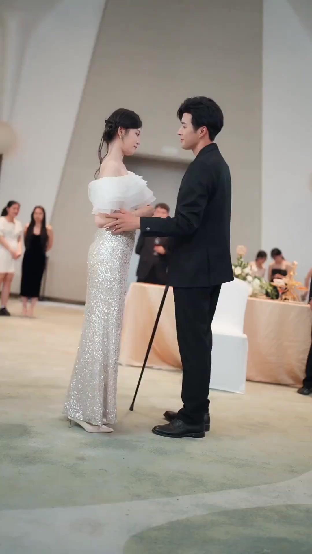 （Doblado）La venganza de la idiota