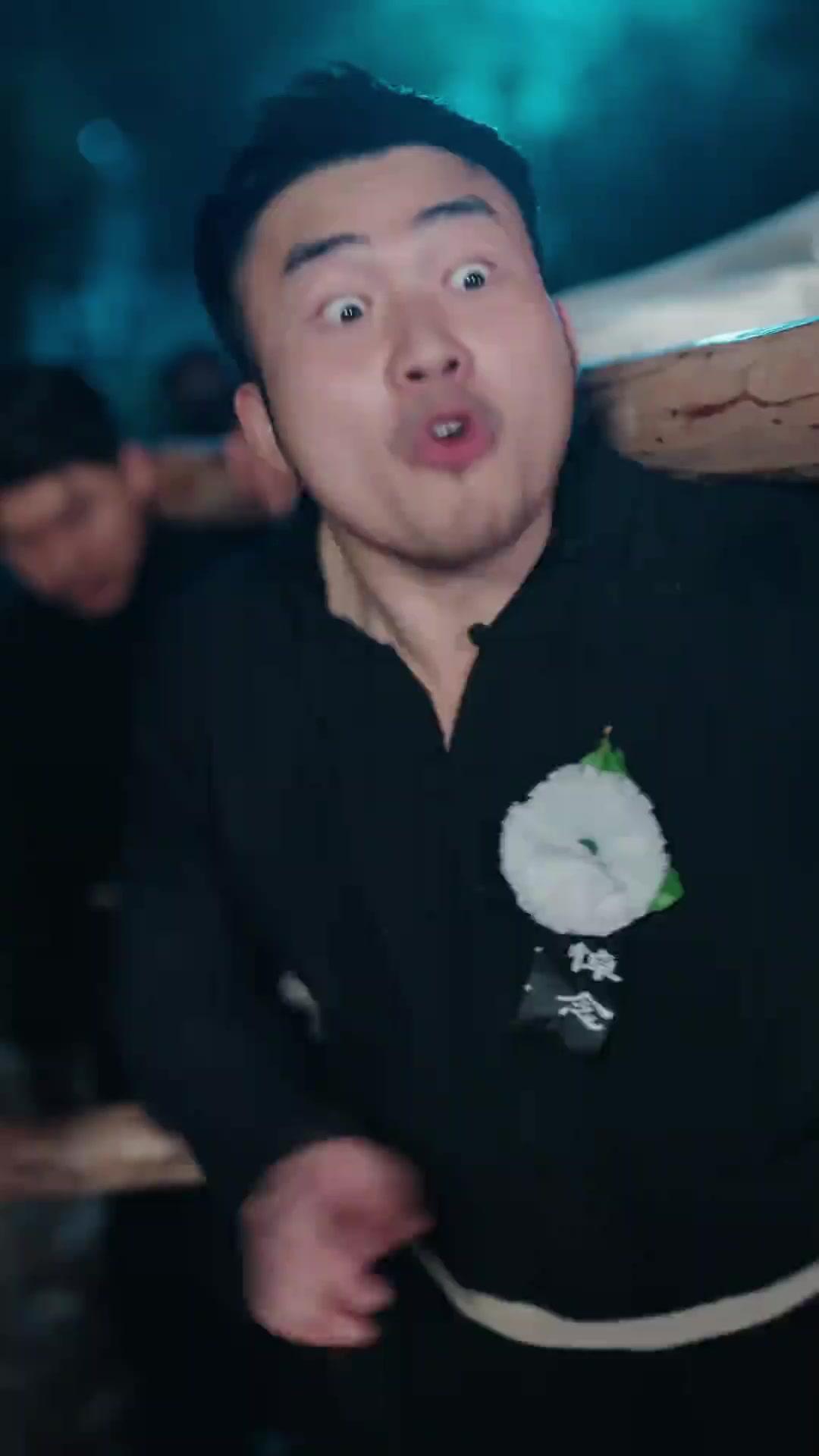 掟を破るな～柩担ぎ八人の末路～