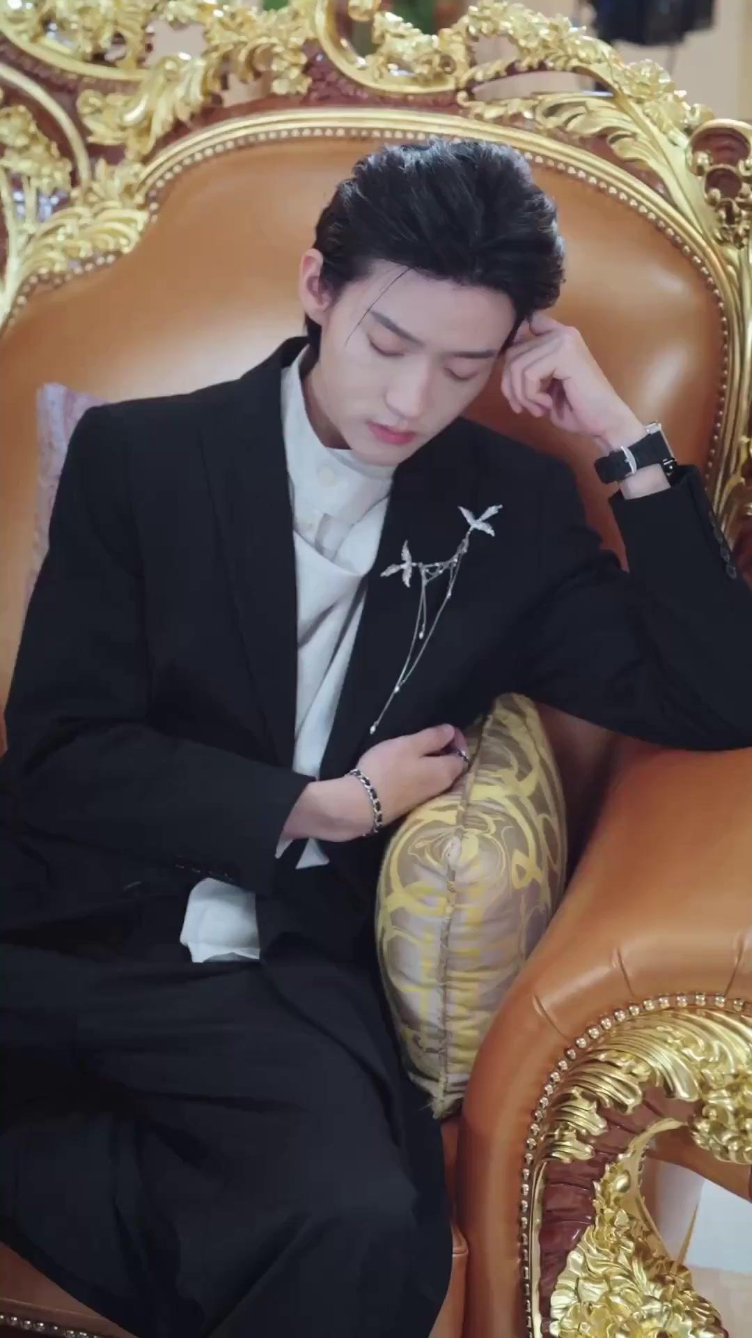 (พากย์เสียง) นางร้ายที่ไม่ยอมตามบท