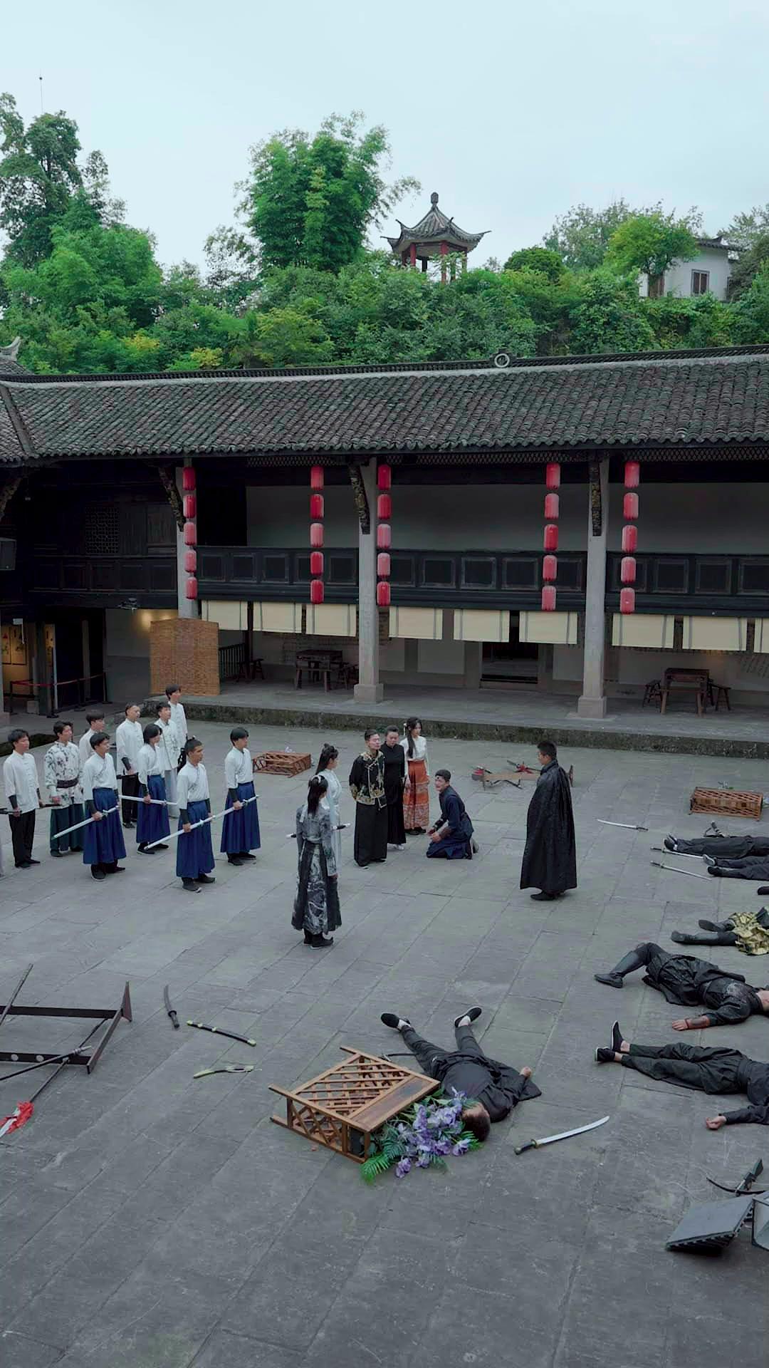 Fénix entre cenizas