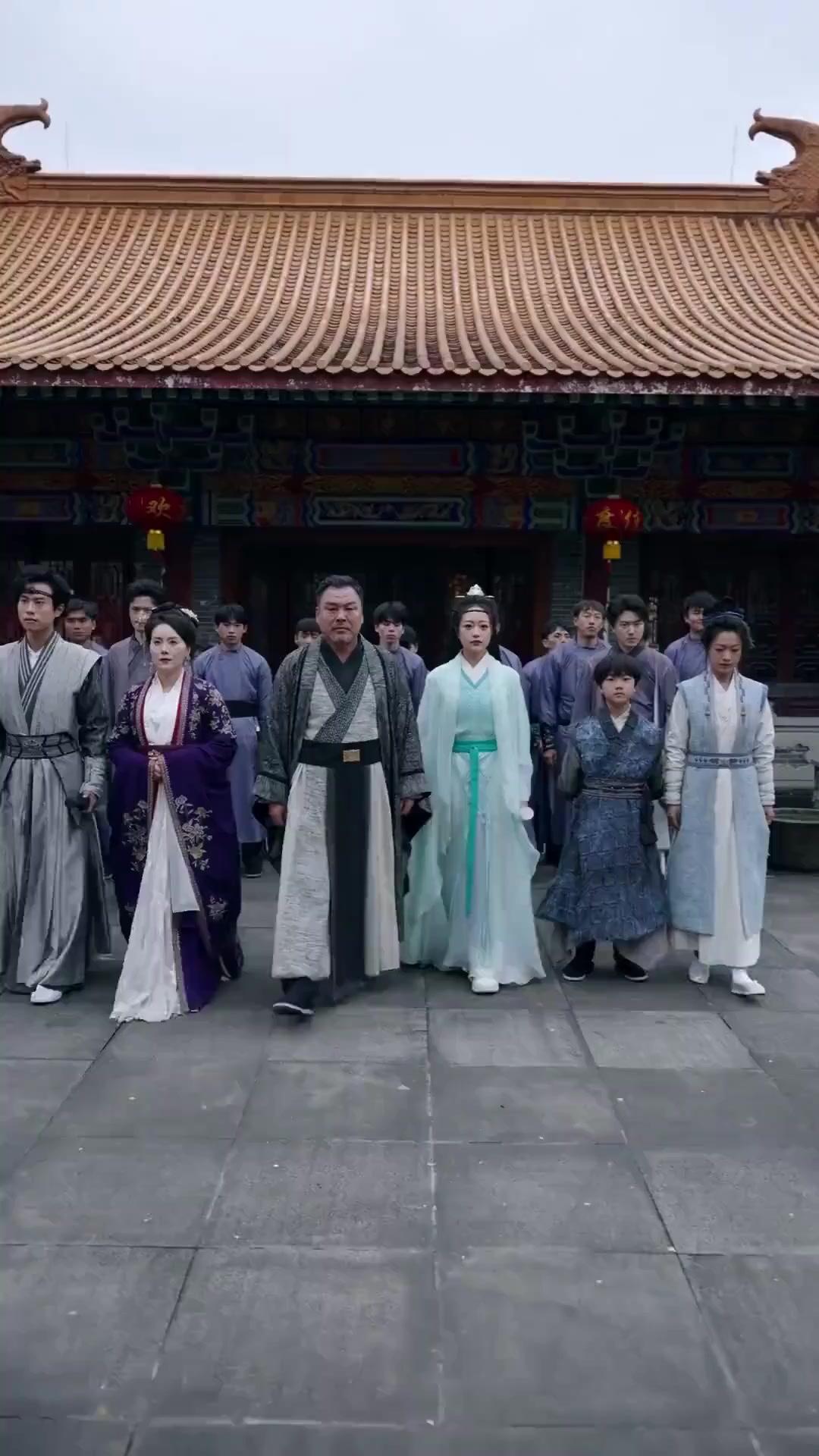 (Doblado)Maestro Joven de la espada