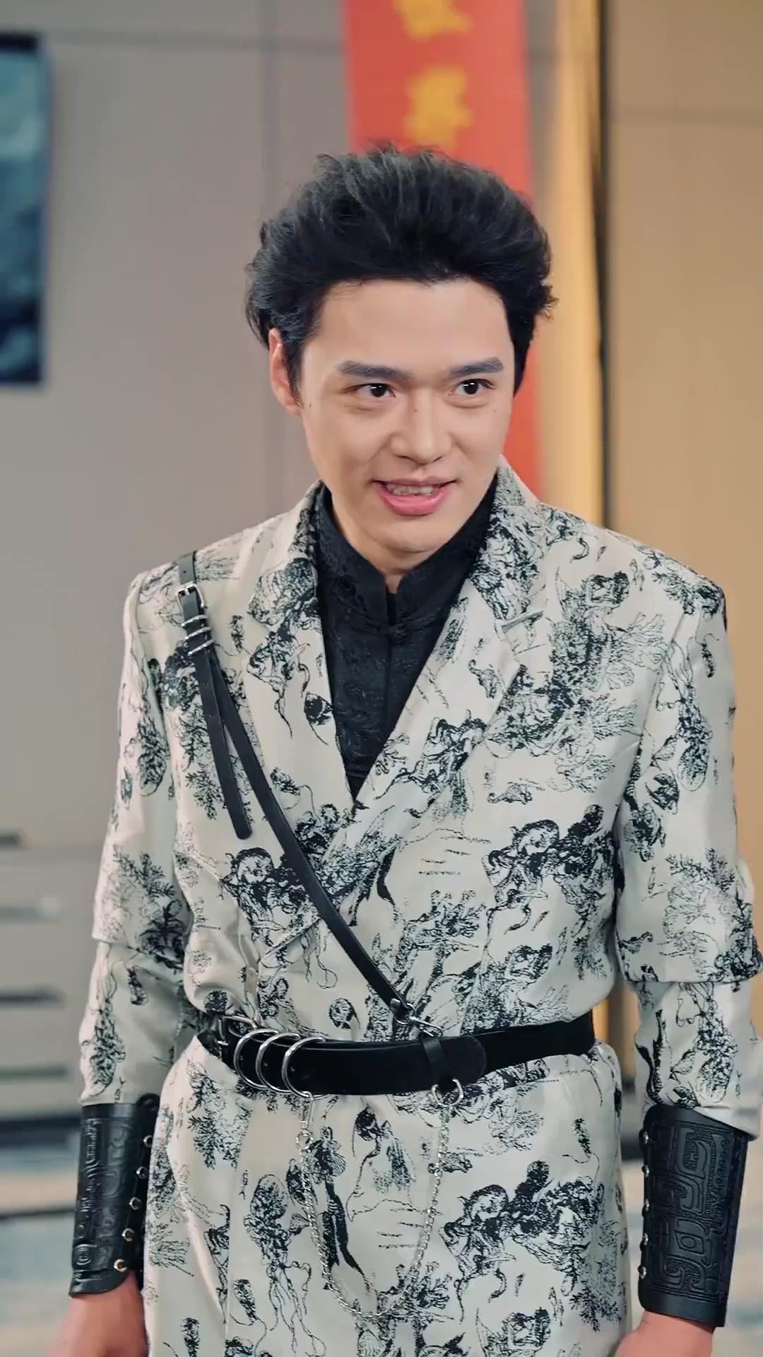 (Doppiaggio)l Servo Invincibile