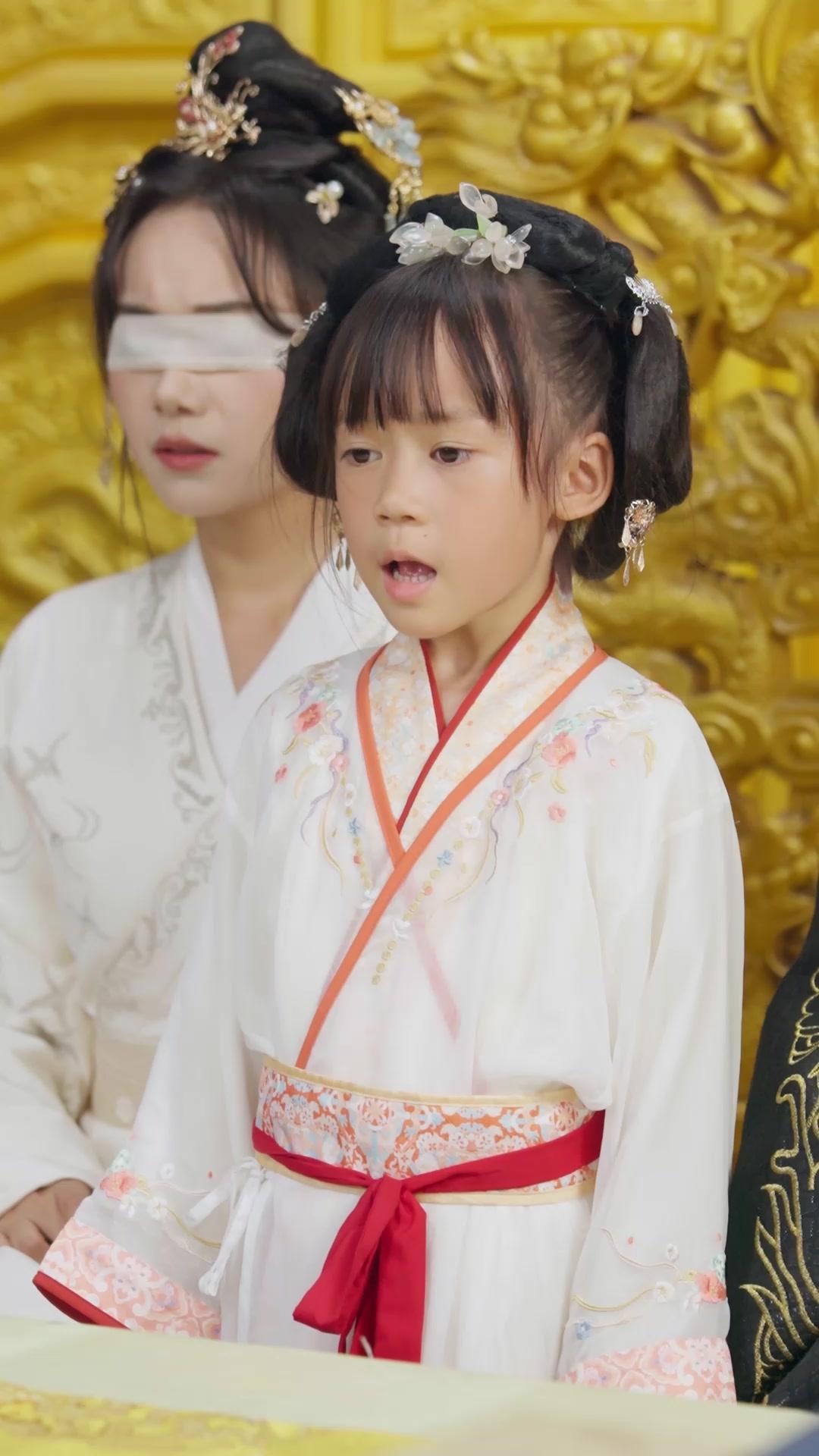 The Commoner Emperor’s Love Returns