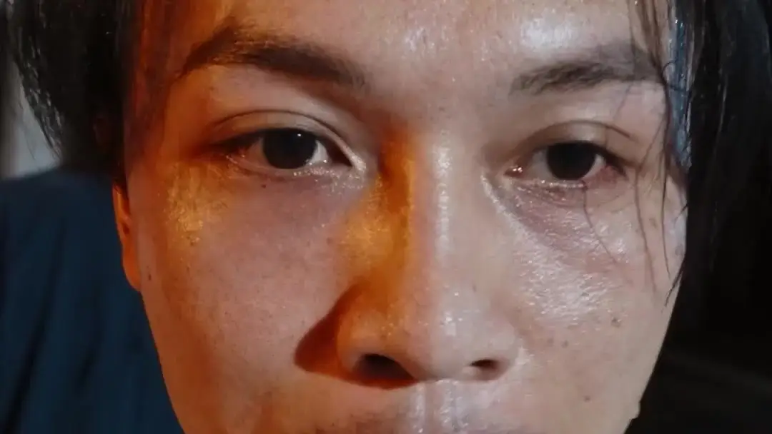 Glasses Guy’s Silent Hero Arc