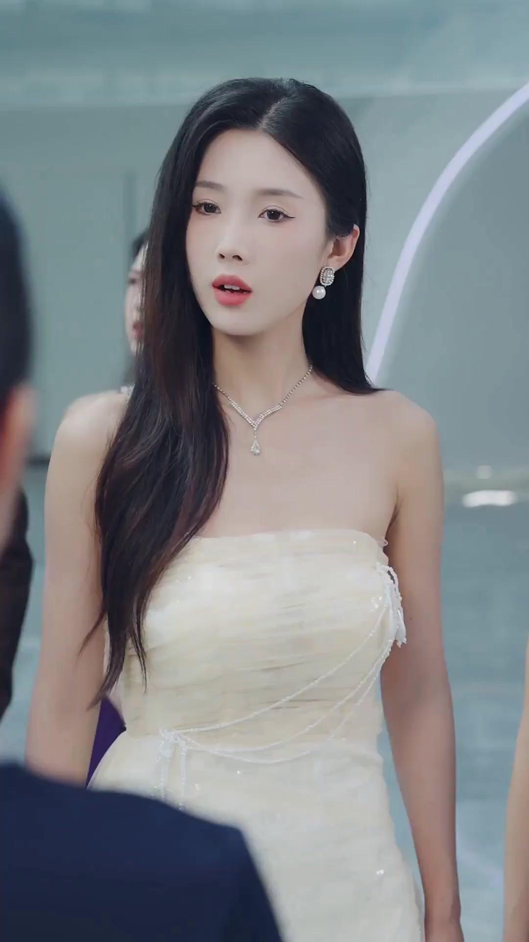 (Doblado) A pesar del mundo