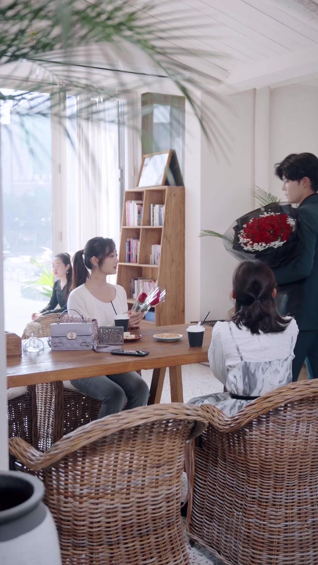 Fingiendo amnesia, atrapé un riquezón