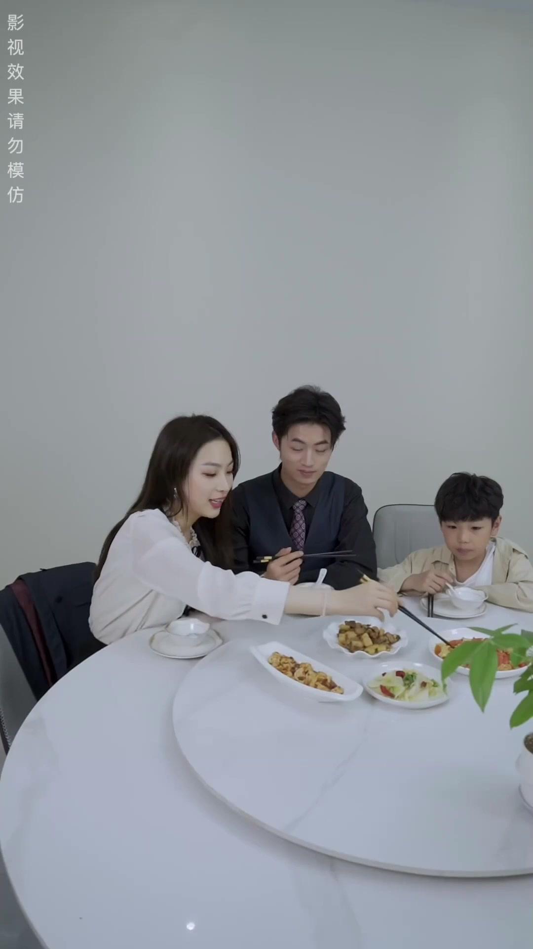 Cinta dari kebohongan