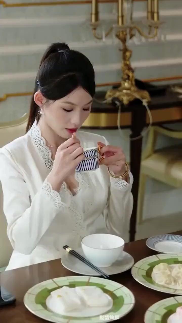 (Sulih suara) Tubuh Suci Kirin