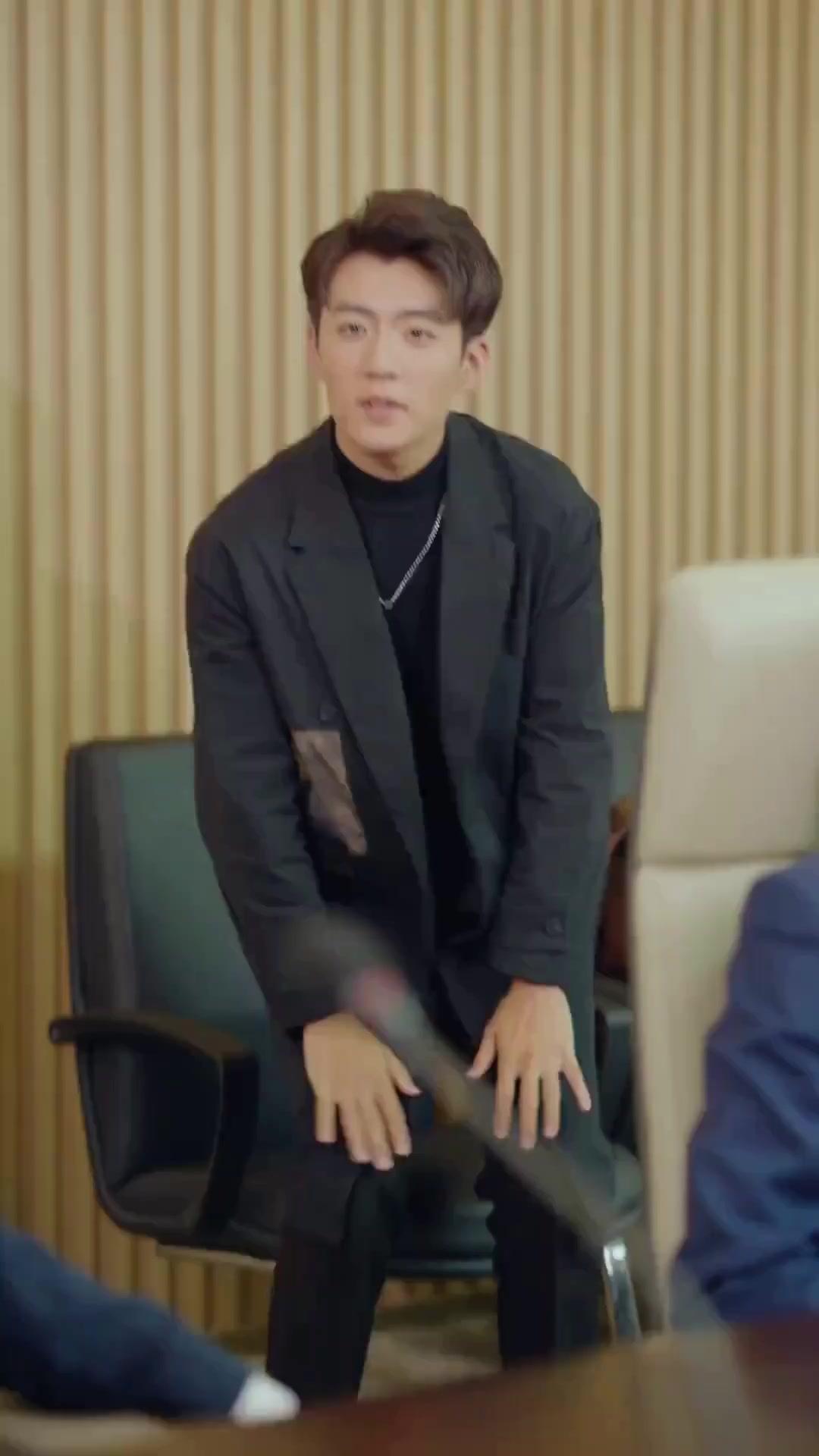 (Dubbed) The Flirt Genius Went On Strike!