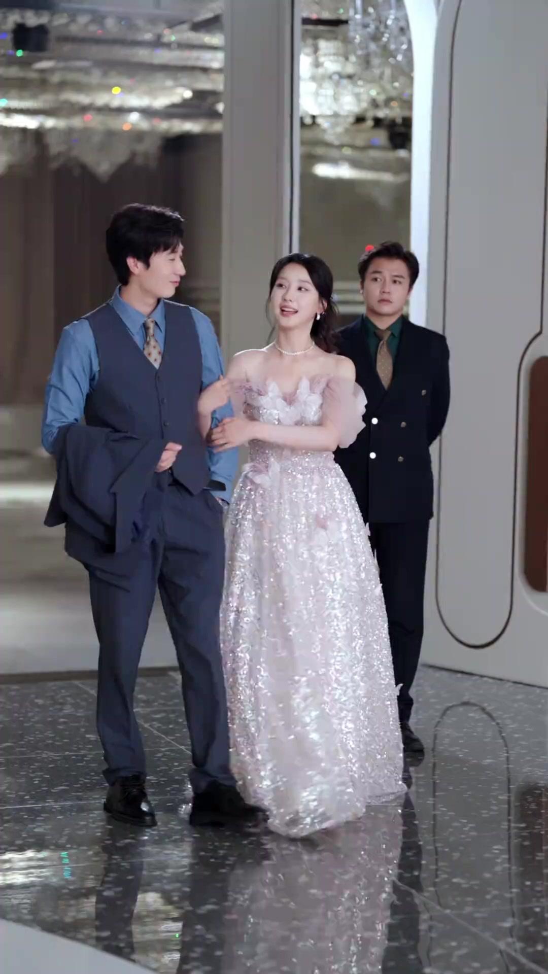 Figuran Jadi Ratu Cerita