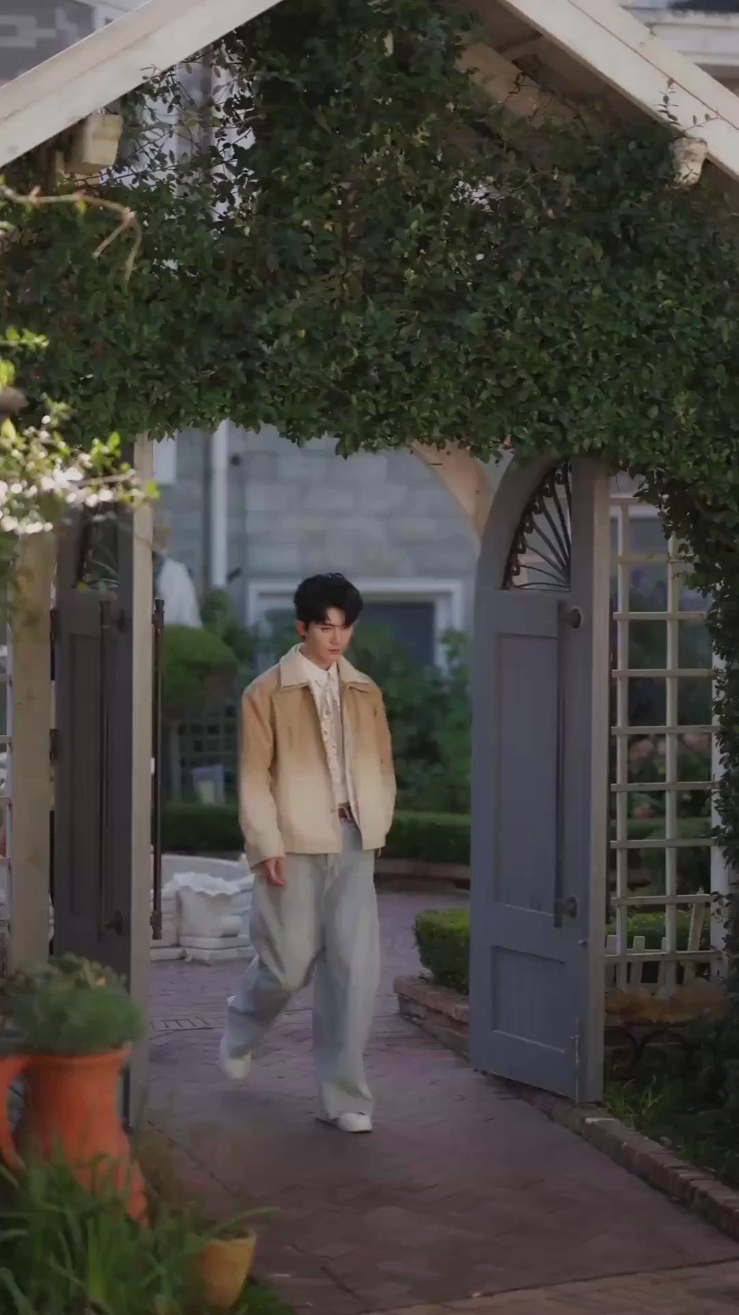 (더빙) 빙의 첫날, 약혼남 쟁탈전?