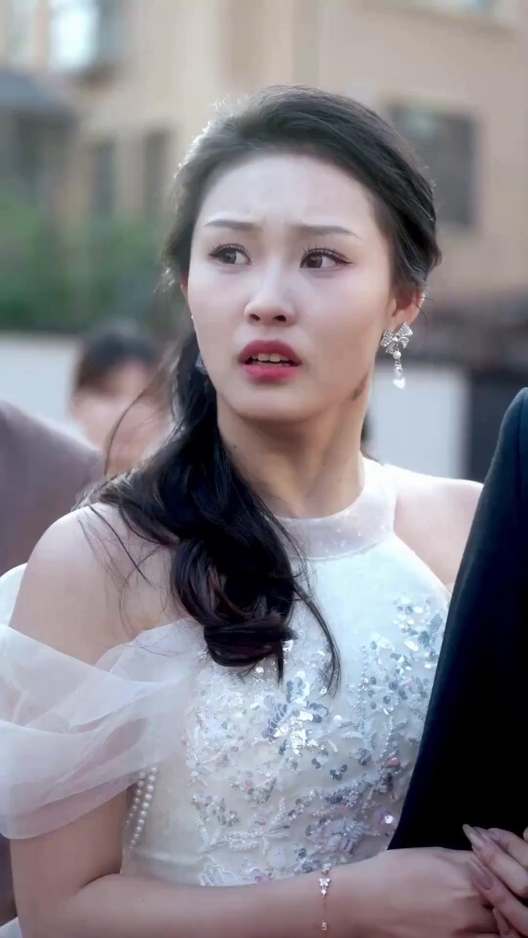 (Dubbed) You Picked the Wrong Mother to Cross!