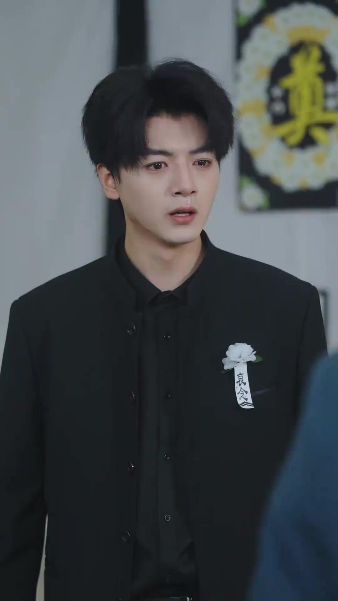 욕망의 대가, 가짜 상속자들