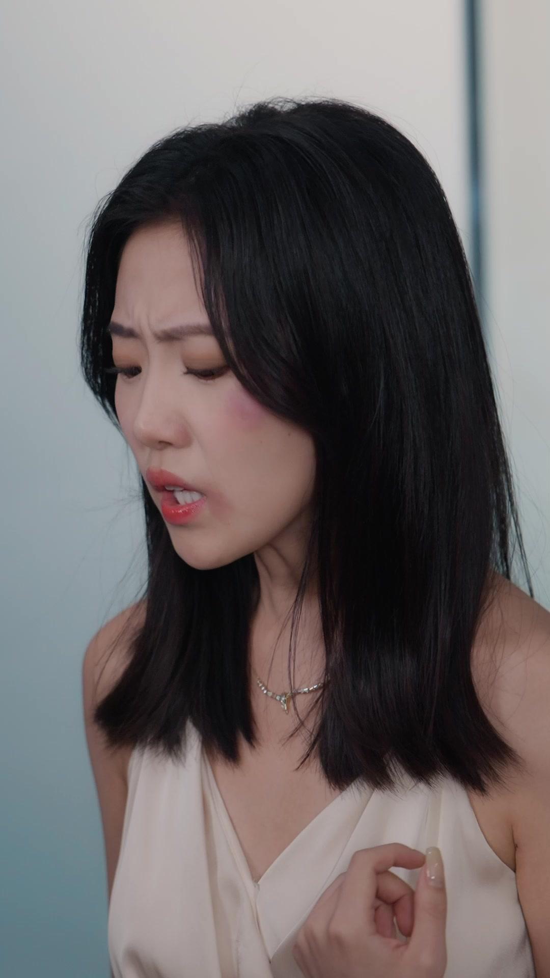 Con mi tarjeta, pagó a su amante