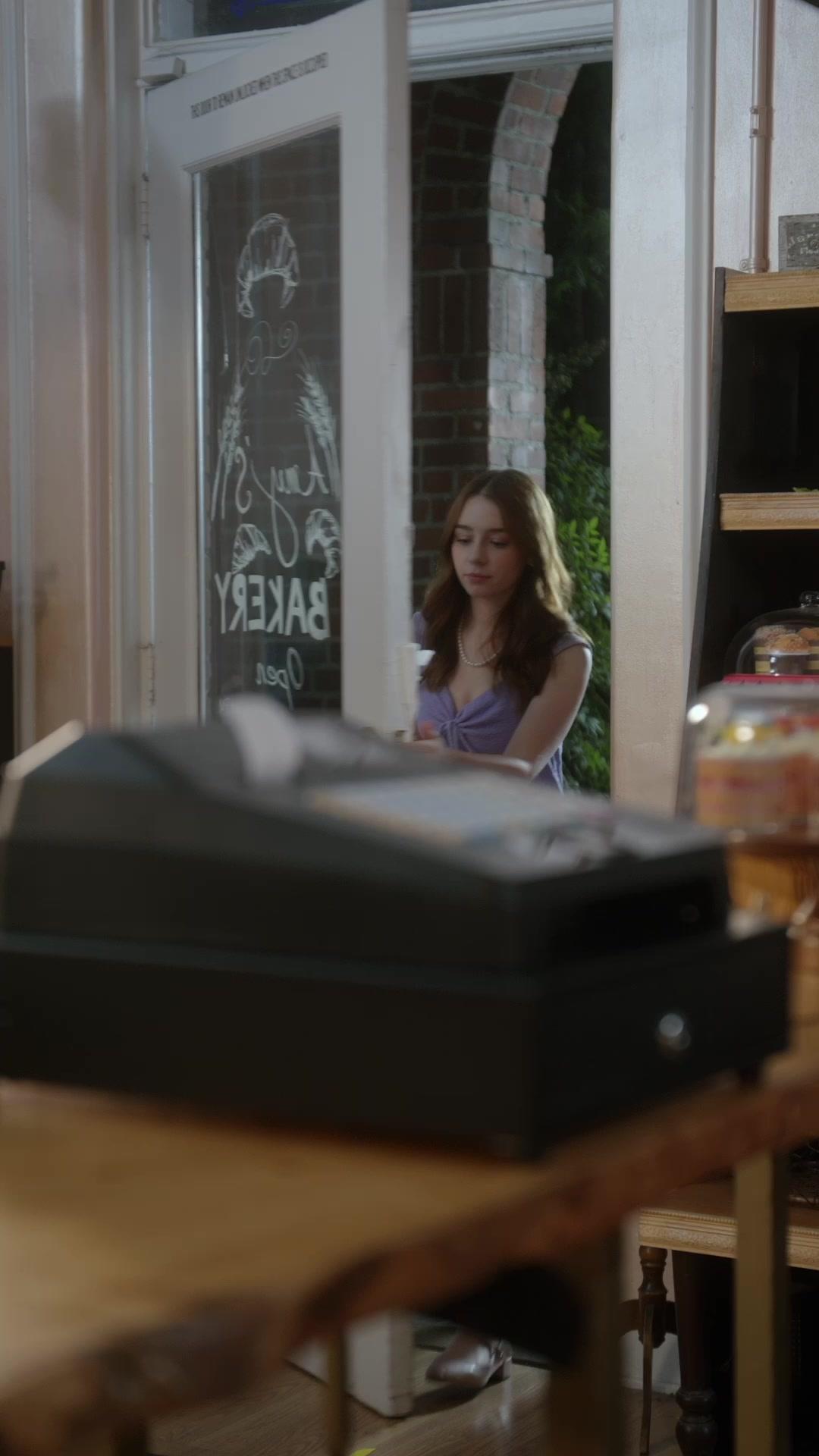 A Empregada Secreta do Chefe da Máfia