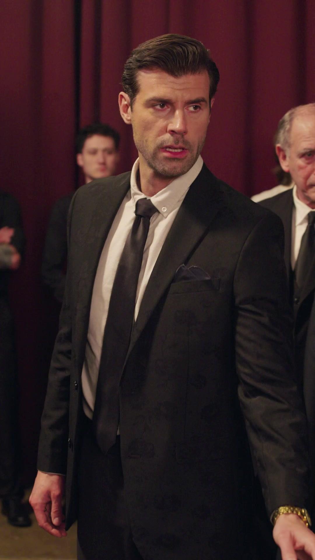 Mafia Daddy's Surprise Sextuplets