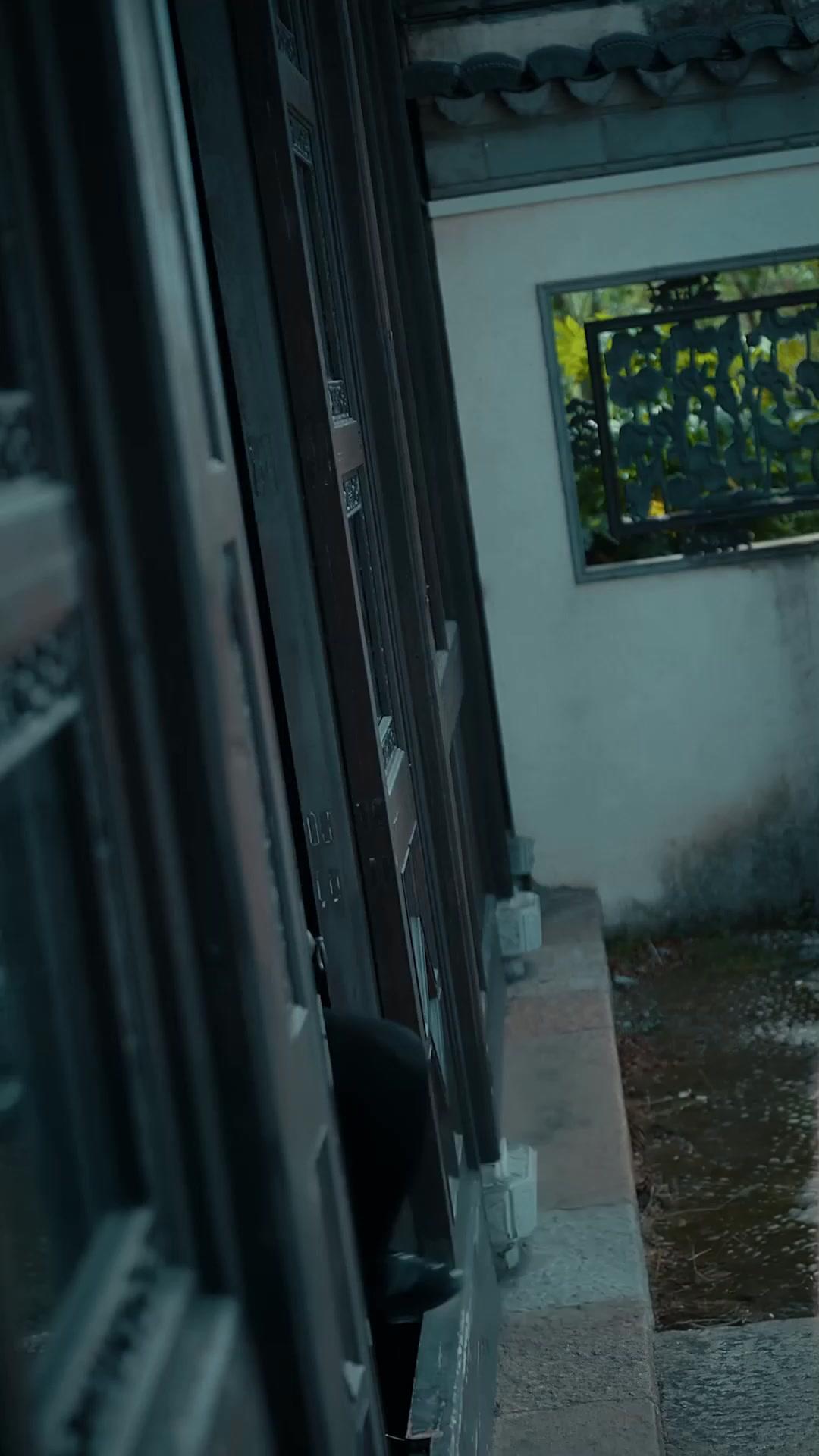  لدي عين الثروة