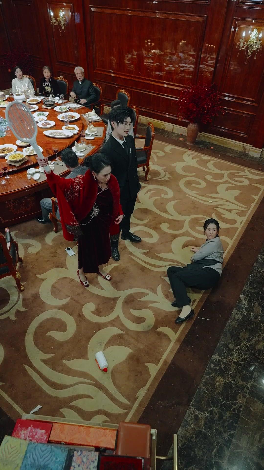 Reborn to Pick: Genius Son or Grateful Girl?