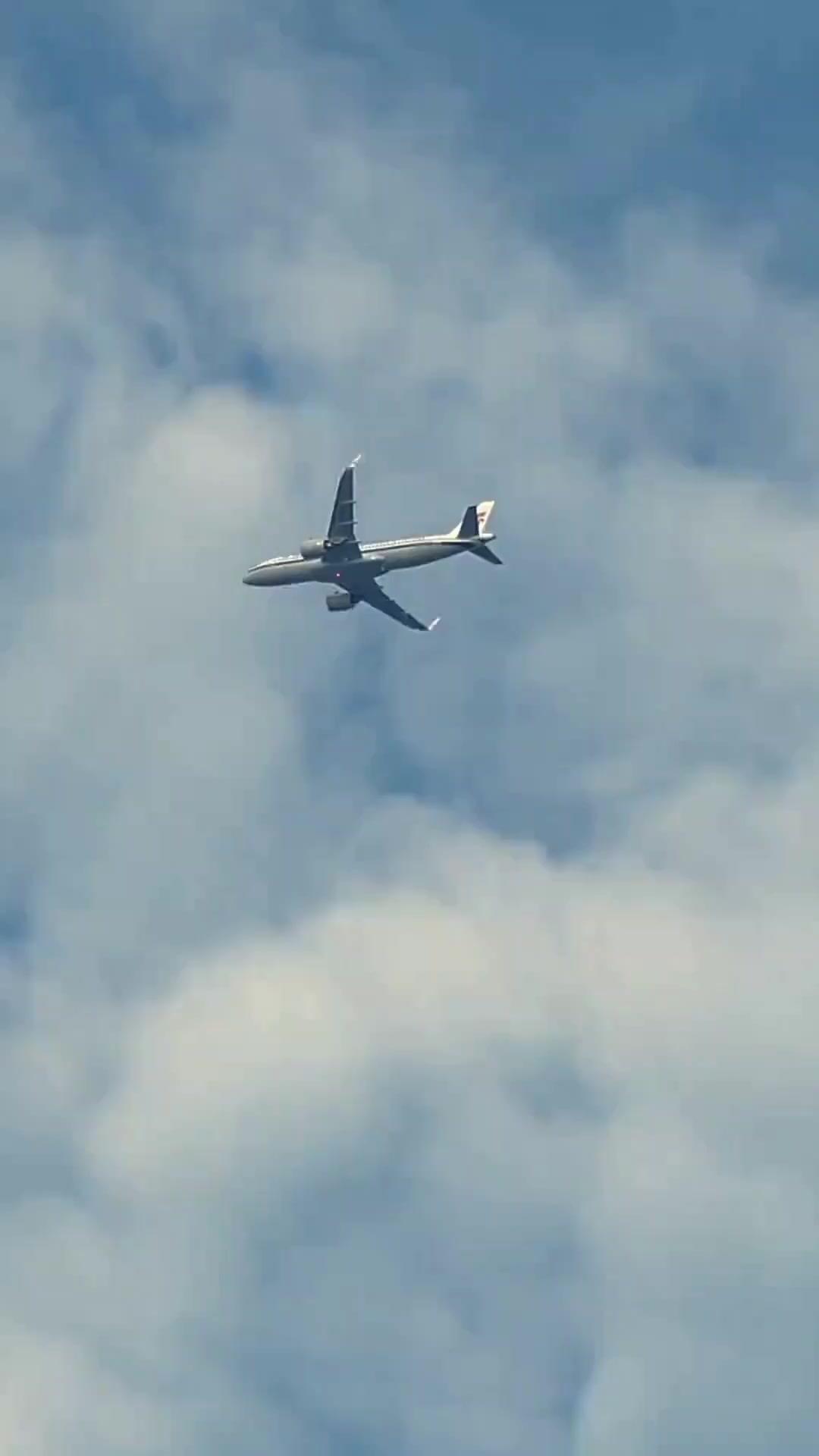 (Sulih suara) Cinta yang Terukir di Hati