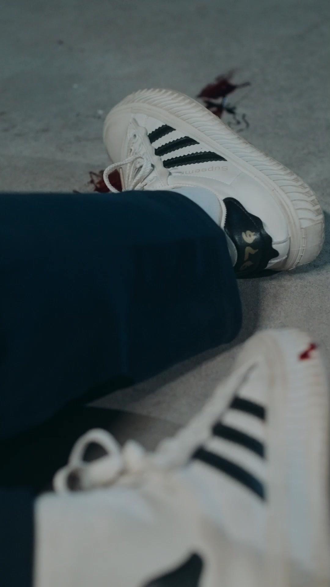 (吹き替え)家族という名の牢獄