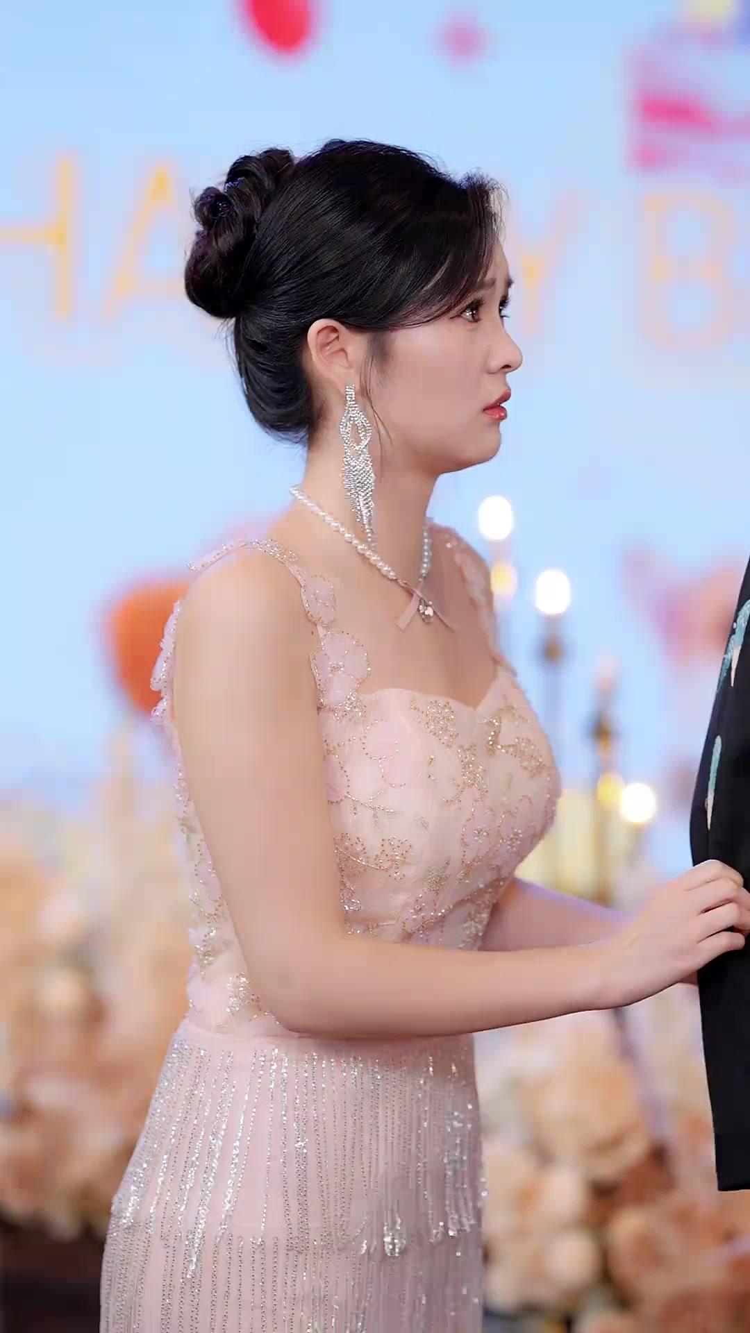 (Dubbed) Betrayed? I'm Your Rival's Wife Now!