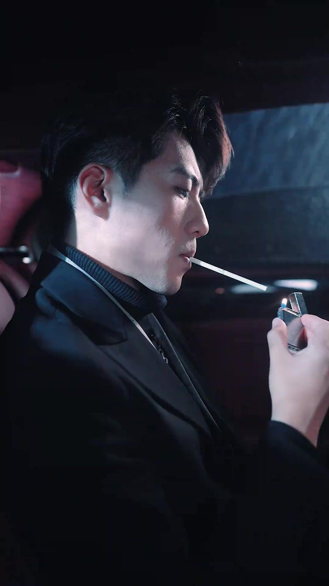 Cinta Terkoyak Malam Pertama 